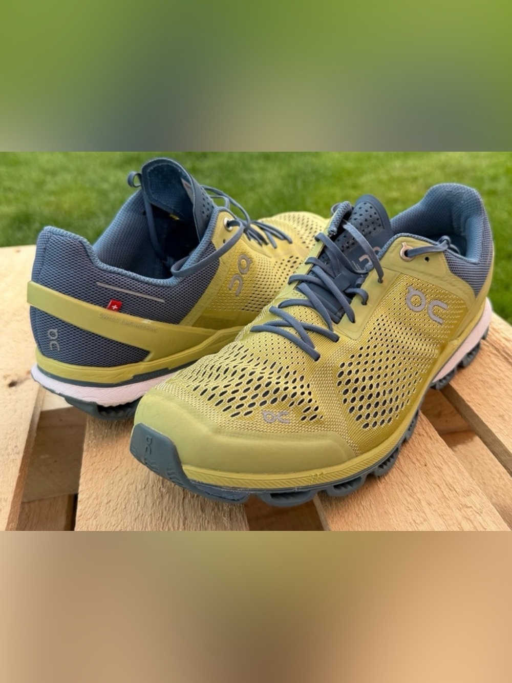 On Running CloudTec Men’s Running Shoes Green Gray Size 11.5